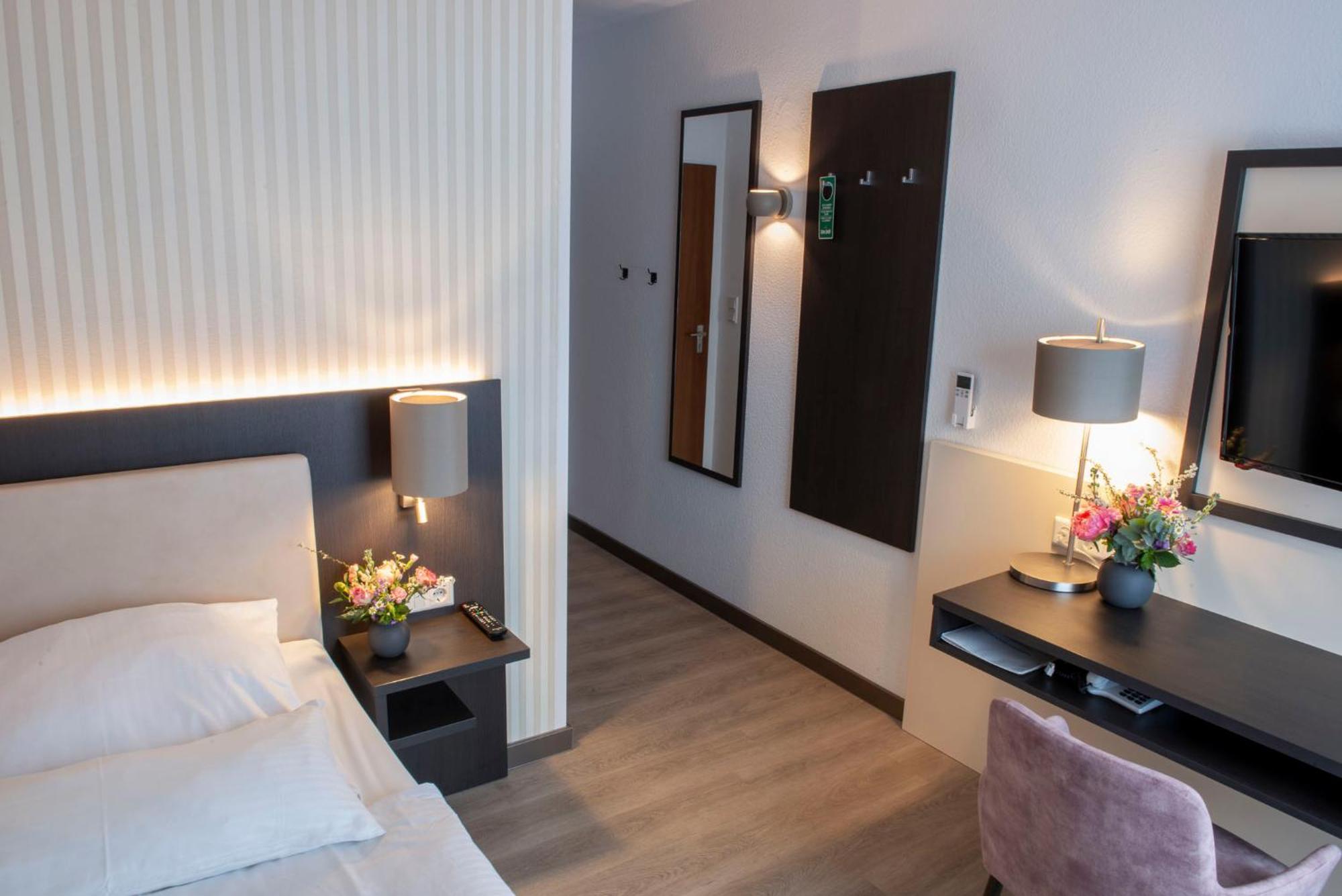 Hotel Alte Post Krefeld Exterior foto